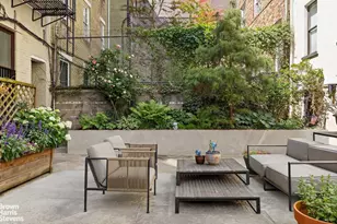 309 W 20th St, New York City, NY 10011 - Photo 6