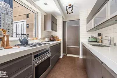 58 W 58th Street #7C, New York City, NY 10019 - Photo 10