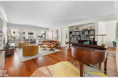 58 W 58th Street #7C, New York City, NY 10019 - Photo 2