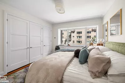 58 W 58th Street #7C, New York City, NY 10019 - Photo 12
