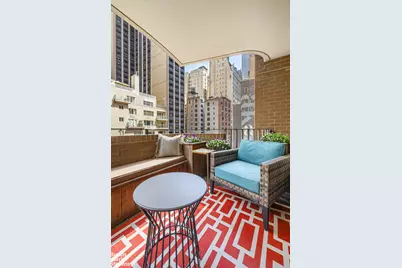 58 W 58th Street #7C, New York City, NY 10019 - Photo 8