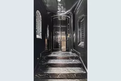 126 E 74th Street, New York City, NY 10021 - Photo 22