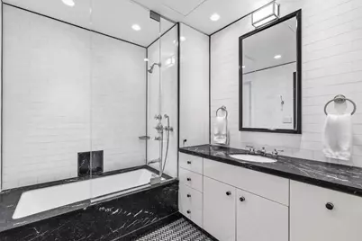 126 E 74th Street, New York City, NY 10021 - Photo 18