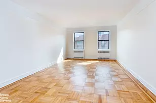 35-20 73rd St, New York City, NY 11372 - Photo 2