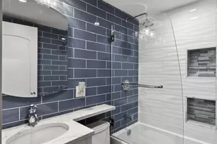 123 W 80th St, New York City, NY 10024 - Photo 8