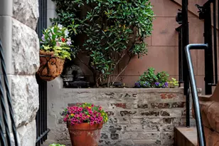123 W 80th St, New York City, NY 10024 - Photo 2