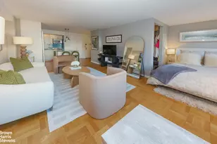 245 E 24th St, New York City, NY 10010 - Photo 4
