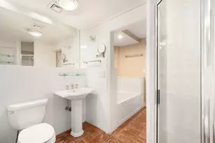 40 E 74th St, New York City, NY 10021 - Photo 8