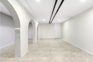 607 Halsey St, New York City, NY 11233 - Photo 16