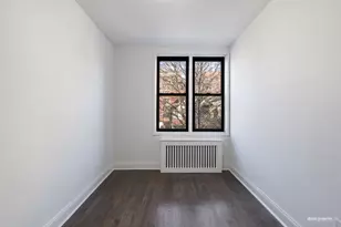 599 E 7th St, New York City, NY 11218 - Photo 12