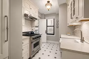 151 E 83rd St, New York City, NY 10028 - Photo 2