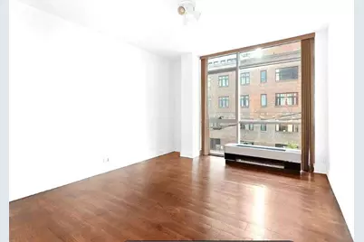 26-26 Jackson Avenue #303, New York City, NY 11101 - Photo 2