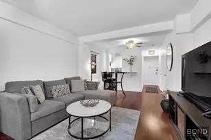 210 E 36th St, New York City, NY 10016 - Photo 2