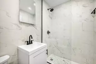 408 W 34th St., New York City, NY 10001 - Photo 4