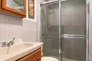 11 Temple Ct, New York City, NY 11218 - Photo 8