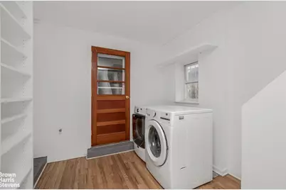 2768 Netherland Avenue, New York City, NY 10463 - Photo 16