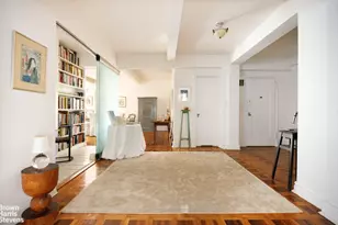 19 E 88th St, New York City, NY 10128 - Photo 4