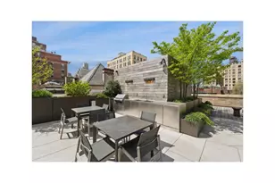 40 E 94th St, New York City, NY 10128 - Photo 12