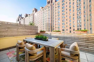 428 W 23rd St, New York City, NY 10011 - Photo 2