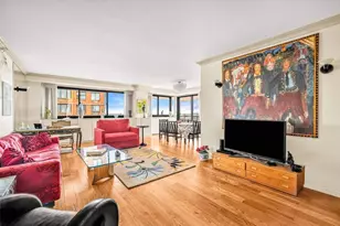 1725 York Ave, New York City, NY 10128 - Photo 4