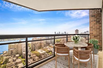 1725 York Avenue #32C, New York City, NY 10128 - Photo 2