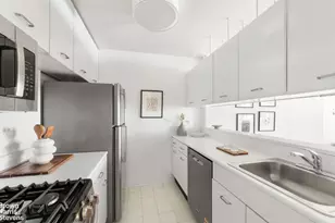 445 5th Ave, New York City, NY 10016 - Photo 4