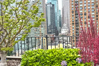 333 E 53rd Street #9-N, New York City, NY 10022 - Photo 24