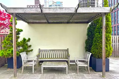 333 E 53rd Street #9-N, New York City, NY 10022 - Photo 16