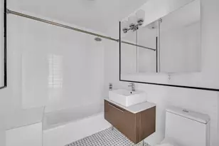 419 E 117th St, New York, NY 10035 - Photo 16