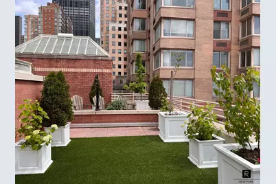 350 W 50th Street #5-W, New York City, NY 10019 - Photo 10