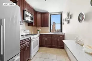 301 E 87th St, New York City, NY 10128 - Photo 4