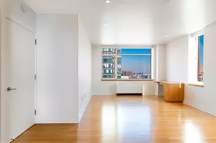 1760 2nd Ave, New York City, NY 10128 - Photo 8