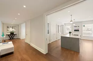 33 E 74th St, New York City, NY 10021 - Photo 4