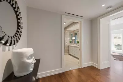 33 E 74th Street #5A, New York City, NY 10021 - Photo 8