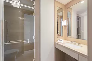 33 E 74th St, New York City, NY 10021 - Photo 12