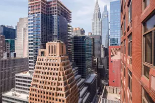 303 E 43rd St, New York City, NY 10017 - Photo 16