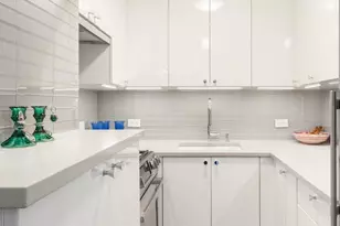 61 Jane St, New York City, NY 10014 - Photo 4