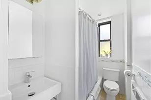 1701 Albemarle Rd, Brooklyn, NY 11226 - Photo 10