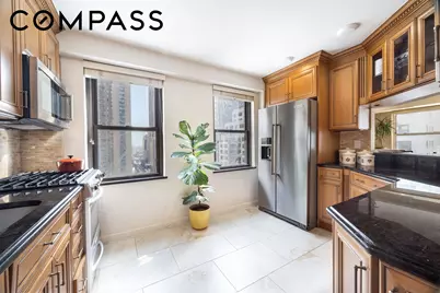 399 E 72nd Street #15A, New York City, NY 10021 - Photo 4