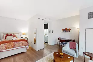 540 W 49th St, New York City, NY 10019 - Photo 4