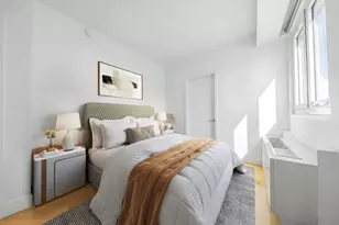 24-16 Queens Plaza S, New York City, NY 11101 - Photo 2