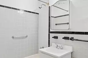 141 E 55th St, New York City, NY 10022 - Photo 6