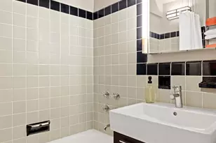 200 W 20th St, New York City, NY 10011 - Photo 6