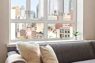 200 W 20th St, New York City, NY 10011 - Photo 2