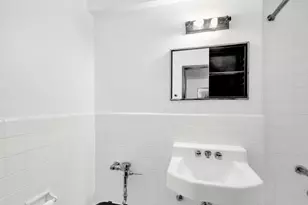 31 Jane St, New York City, NY 10014 - Photo 14
