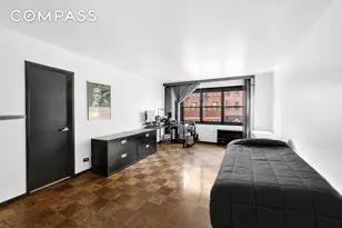 31 Jane St, New York City, NY 10014 - Photo 8