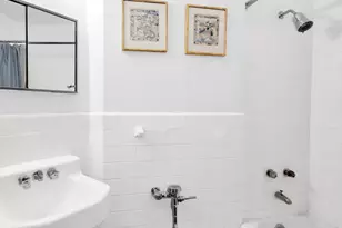 31 Jane St, New York City, NY 10014 - Photo 10