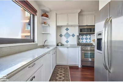 50 E 89th Street #26F, New York City, NY 10128 - Photo 4
