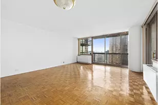 235 E 40th St, New York City, NY 10016 - Photo 2