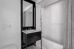50 Greenpoint Ave, New York City, NY 11222 - Photo 8